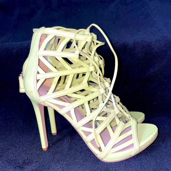 Neon Yellow/Green 7 1/2 Guess Sandal Heels - Picture 2 of 7